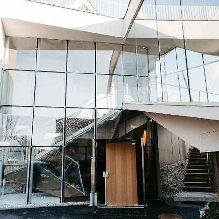 Daheim An Der Lage דירה Obegg