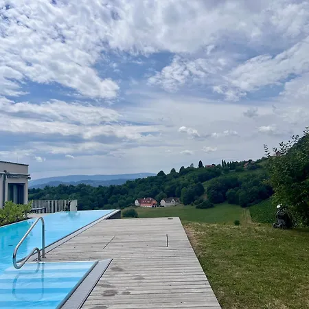 Daheim An Der Lage *