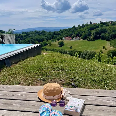 Daheim An Der Lage דירה Obegg